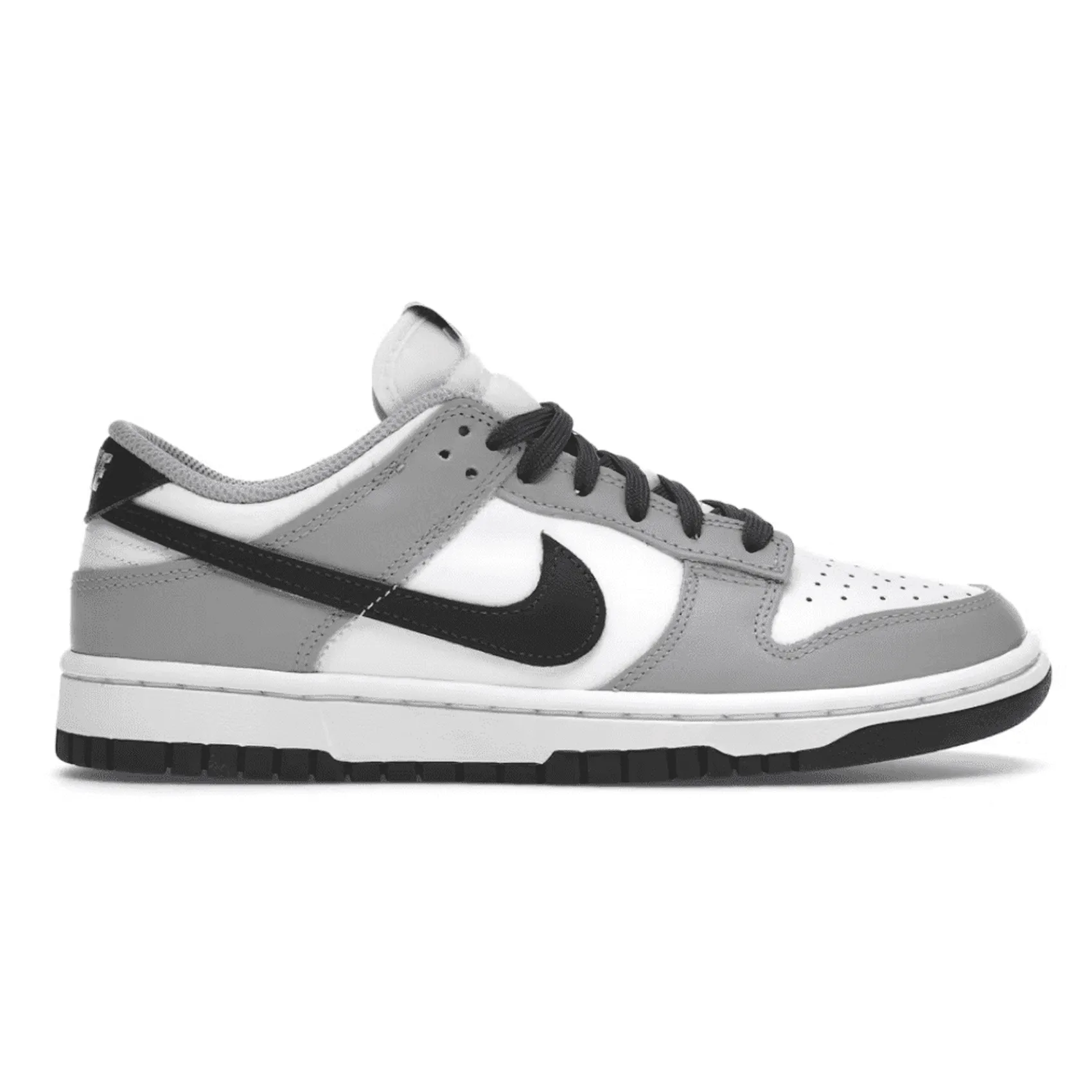 Nike Dunk Low 'Light Smoke Grey' W